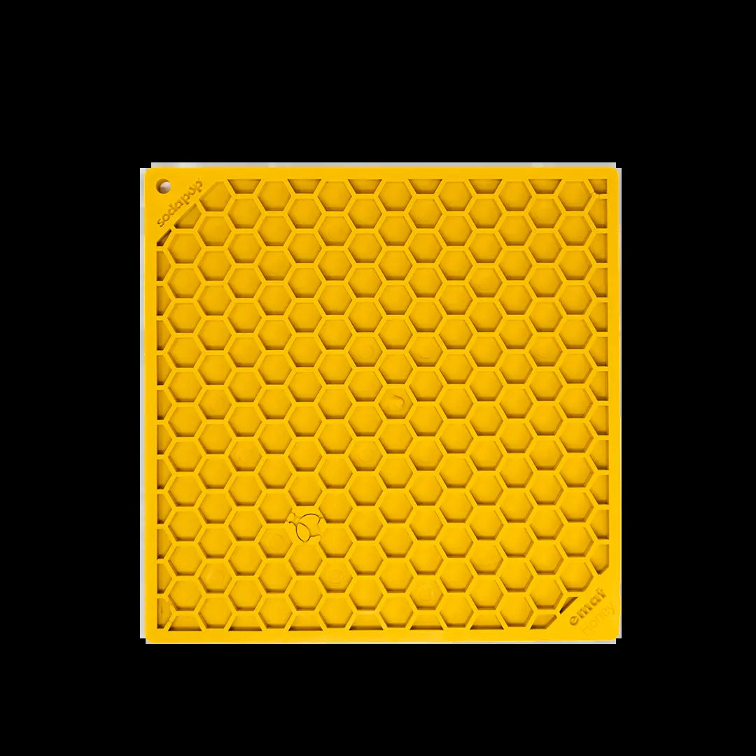 Honeycomb Non-Slip Lick Mat for Dog Enrichment and Bath Time Activities, Decorative Placemat Coasters