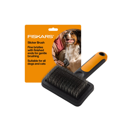 Fiskars Pet Slicker Brush for Gentle Deshedding and Softening - Durable Stainless Steel with Comfortable Softgrip Handle, 6.5 Inches